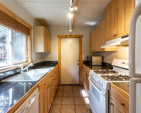 2497 William Ave in South Lake Tahoe, CA - Building Photo - Building Photo