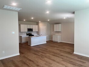 2925 Firefly Dr in Oklahoma City, OK - Building Photo - Building Photo