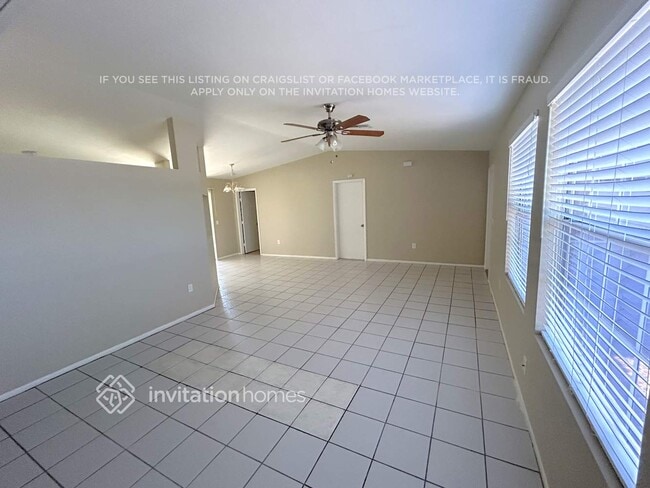 8012 Cypress Dr N in Ft. Myers, FL - Building Photo - Building Photo