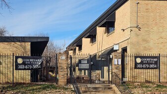 Courtyard on Vine in Denver, CO - Building Photo