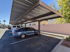 12221 W Bell Rd in Surprise, AZ - Building Photo - Building Photo