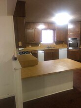 132 Oakwood Rd in Gladewater, TX - Building Photo - Building Photo