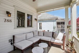 788 Lake Ave NE in Atlanta, GA - Building Photo - Building Photo