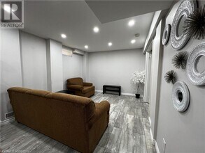 3310 Ruth Fertel Dr in Mississauga, ON - Building Photo - Building Photo