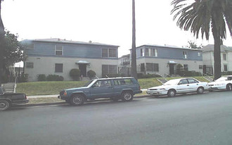 1146-1152 Menlo Ave Apartments