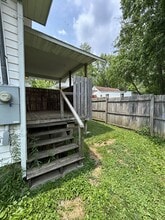1030 W 17th St in Connersville, IN - Foto de edificio - Building Photo