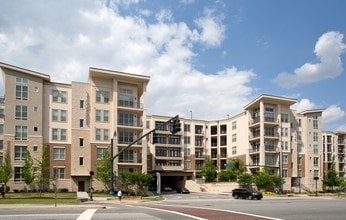 1160 Hammond in Sandy Springs, GA - Foto de edificio - Building Photo