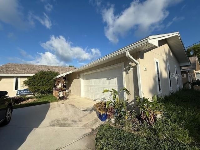40 Comanche Ct in Palm Coast, FL - Foto de edificio - Building Photo