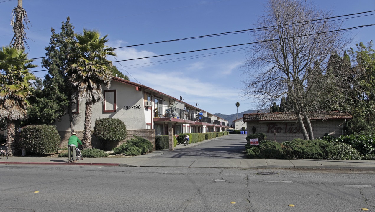 Rio Vista Apartments in Napa, CA - Building Photo