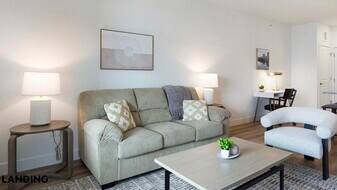 10670 Jake Jabs Blvd in Longmont, CO - Building Photo