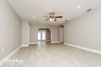 11202 Hidden Breeze Dr in Wimauma, FL - Building Photo - Building Photo