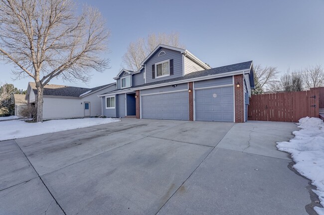property at 2713 Maroon Ct