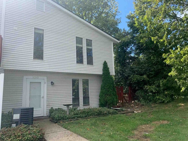 property at 4243 Briarwood Dr