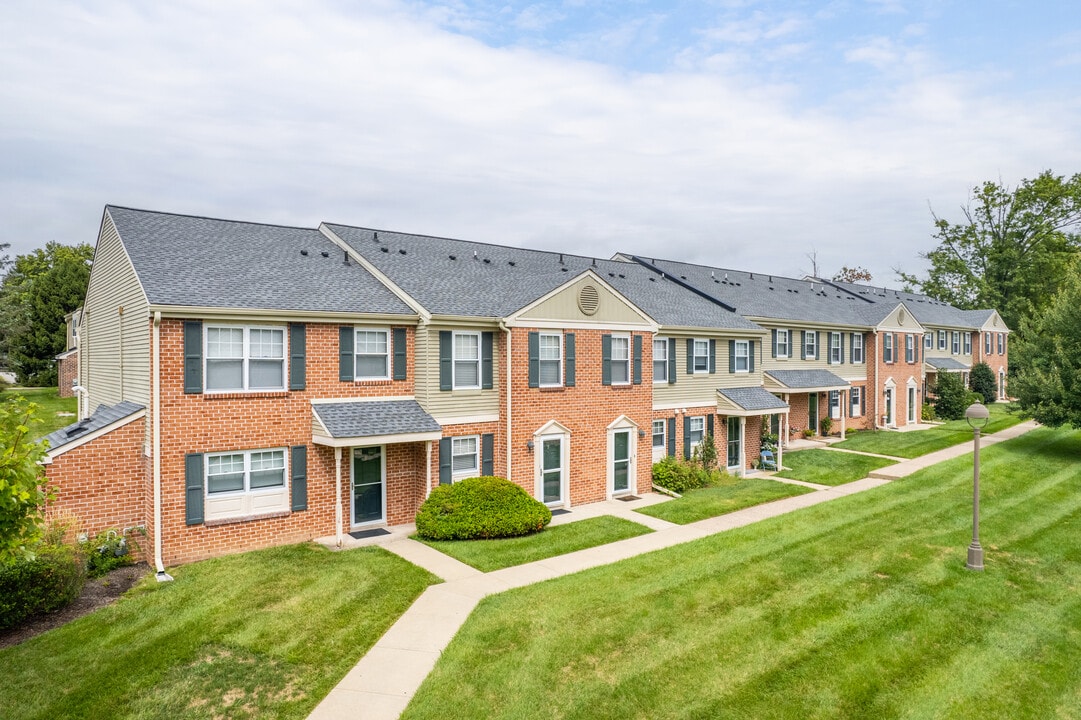 Oxford of Blue Bell in Blue Bell, PA - Building Photo
