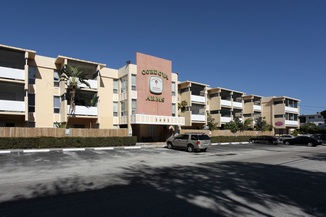 Cordova Arms Apartments in Fort Lauderdale, FL - Building Photo - Building Photo