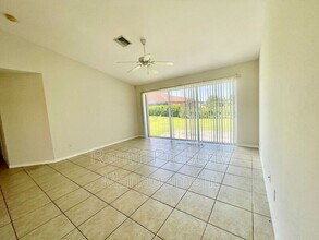 3308 9th St SW in Lehigh Acres, FL - Building Photo - Building Photo