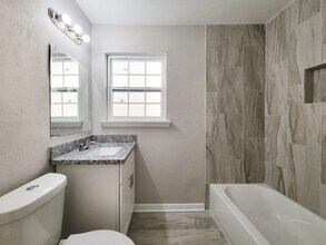 4119 Holloway Dr in Houston, TX - Building Photo - Building Photo