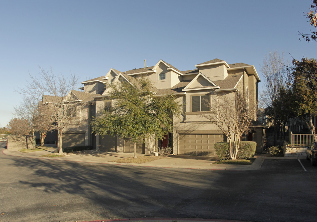 Alicante Townhomes and Condos in Austin, TX - Foto de edificio