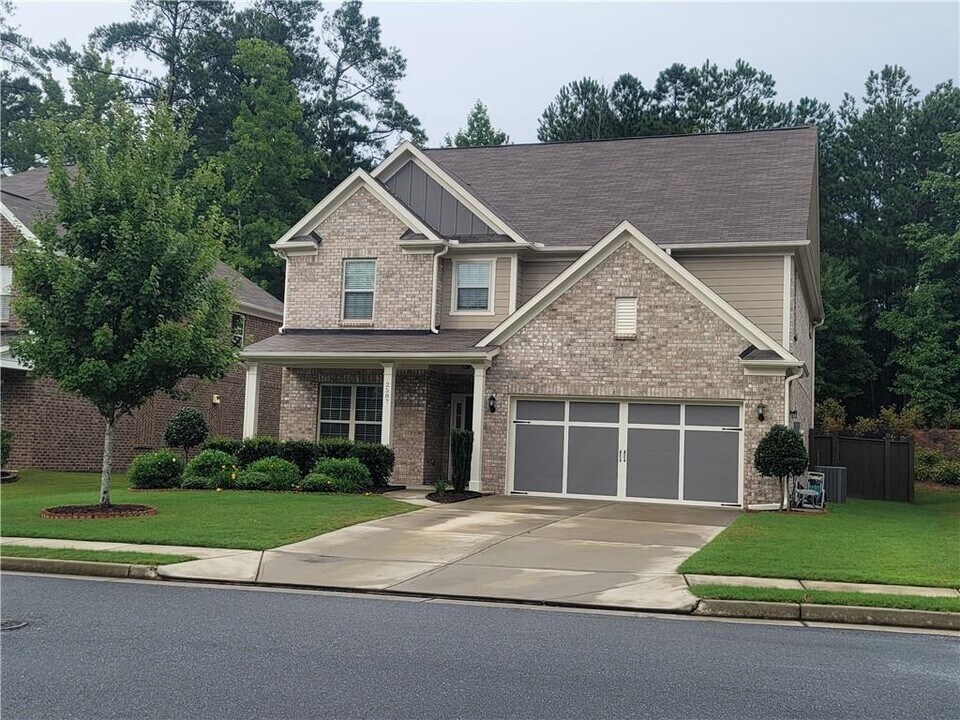 2587 Knox Creek Rd in Duluth, GA - Building Photo