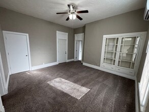 1023-1025 N Campbell Ave in Springfield, MO - Building Photo - Building Photo