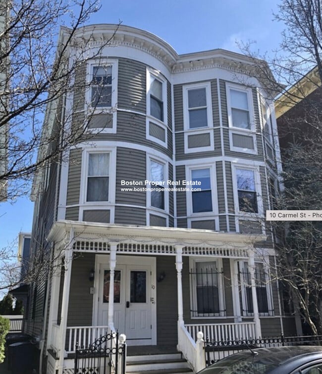 10 Carmel St, Unit 3 in Boston, MA - Foto de edificio - Building Photo