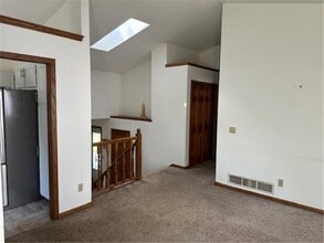 698 Hanover Ct in Eagan, MN - Building Photo - Building Photo