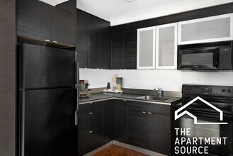 3130 N Lake Shore Dr in Chicago, IL - Building Photo - Building Photo