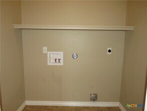 405 Sladecek Dr in Killeen, TX - Building Photo - Building Photo