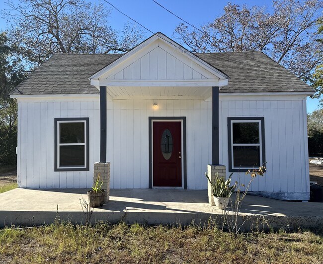 property at 414 S Esplanade St