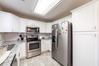 1209 Ireland Ct in Columbia, MO - Foto de edificio - Building Photo