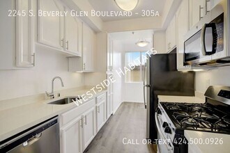 2245 S Beverly Glen Blvd in Los Angeles, CA - Building Photo - Building Photo