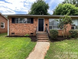 4928 Malibu Dr in Charlotte, NC - Building Photo