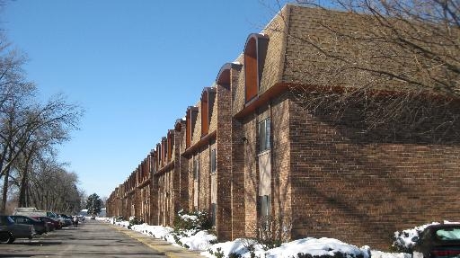 Butterfield Apartments in Hillside, IL - Foto de edificio