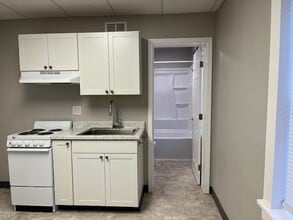 Eden Apartments in Seattle, WA - Foto de edificio - Building Photo