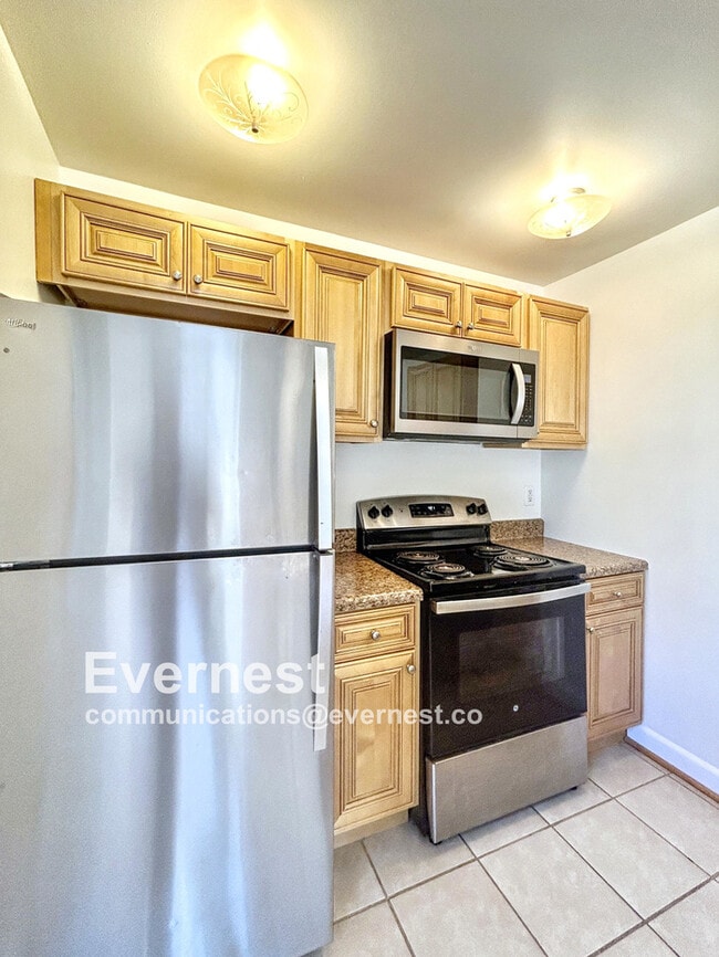 3100 E Marshall St in Richmond, VA - Building Photo - Building Photo