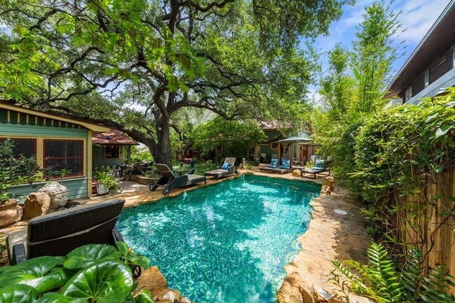 property at 221 Park Ln