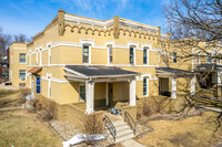 1917-1919 Pleasant St in Des Moines, IA - Building Photo - Primary Photo