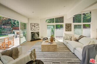 10120 Cielo Dr in Beverly Hills, CA - Building Photo - Building Photo