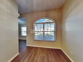 1915 Breckenridge Blvd in Middleburg, FL - Building Photo - Building Photo