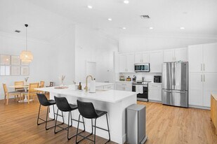 2887 N Bight in West Palm Beach, FL - Building Photo