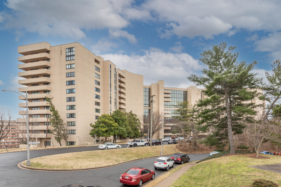 The Representative in Arlington, VA - Building Photo