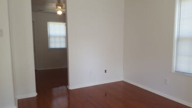 310 W Seneca St in Tahlequah, OK - Building Photo - Building Photo