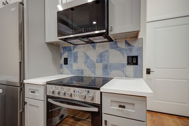 2835 W Diamond St in Philadelphia, PA - Building Photo - Building Photo