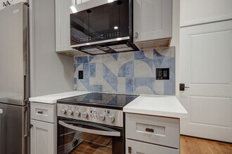 2835 W Diamond St in Philadelphia, PA - Building Photo - Building Photo