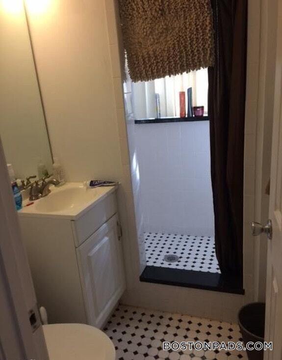 26 Hemenway St in Boston, MA - Building Photo - Building Photo