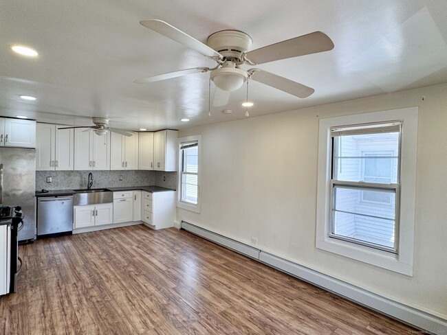 45 Whiting Ave in Torrington, CT - Building Photo - Building Photo
