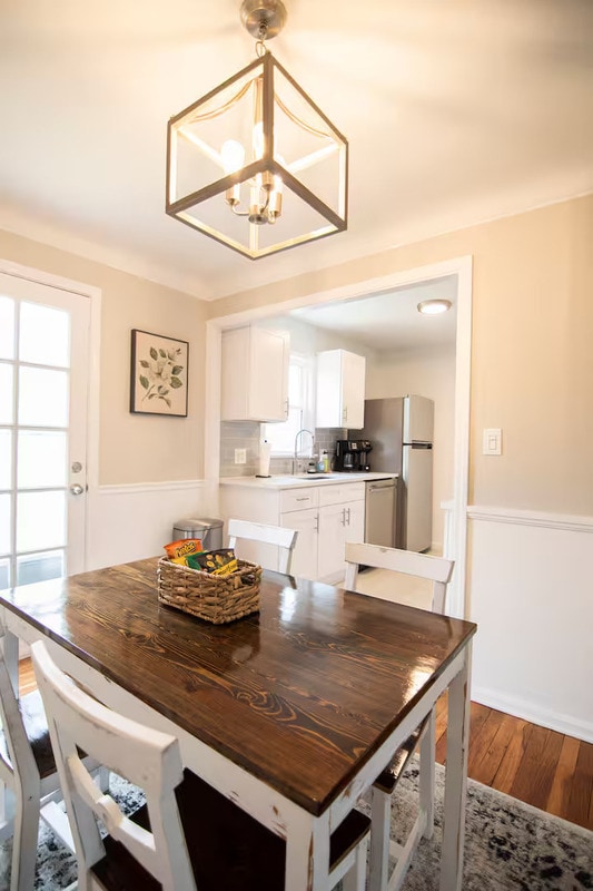 property at 7046 Greenleaf Ave