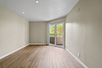 1551 Southgate Ave in Daly City, CA - Building Photo - Building Photo