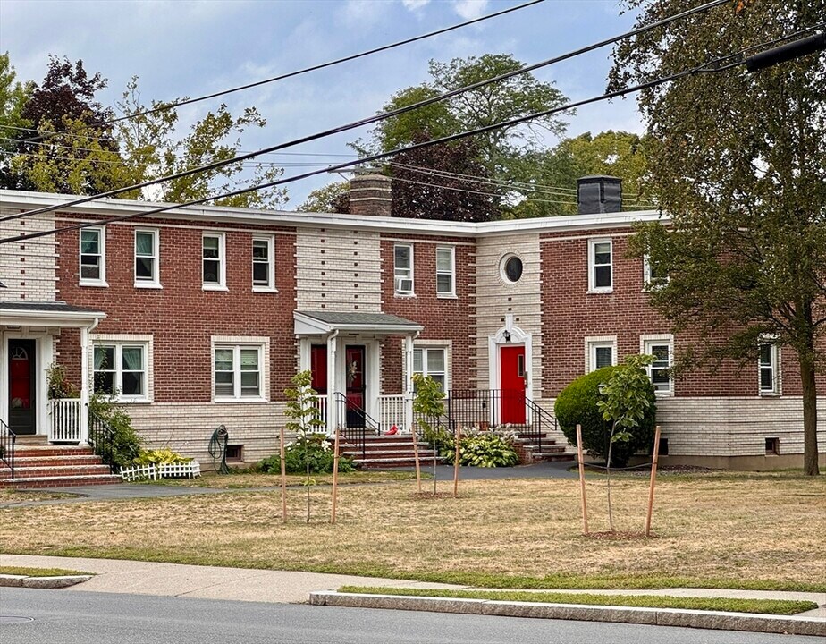 59 Newman Rd in Malden, MA - Building Photo