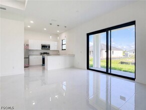 477 Rayford St in Lehigh Acres, FL - Building Photo - Building Photo